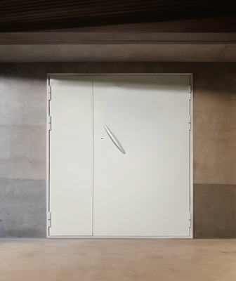 Нестандартная низкая дверь