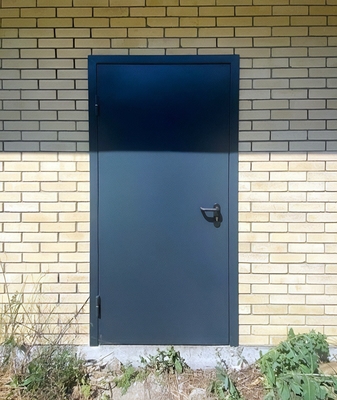 Уличная пожаростойкая дверь Уличная пожаростойкая дверь